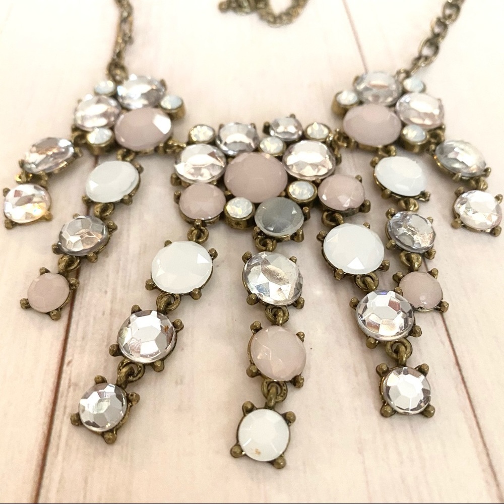 Beautiful sparkle and pastel colored necklace - Picture 2 of 6